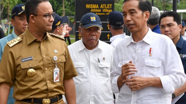 Gubernur DKI Jakarta Anies Baswedan dan Presiden RI Joko Widodo (FOTO; INT)