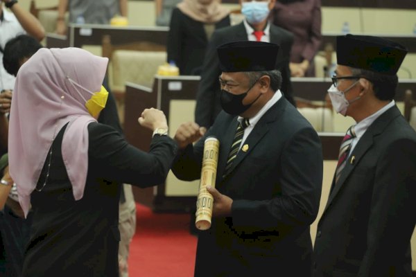 Arfandy Idris dan Hery Attas Resmi Jadi Anggota DPRD Sulsel