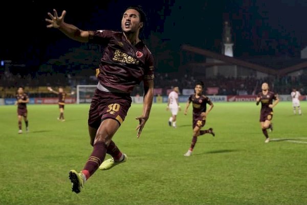 Ezra Walian Pamit dari PSM Makassar