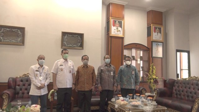 Bupati Pangkep Yusran Lalogau Terima Kunjungan Dirut Semen Tonasa dan Karutan