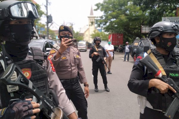 Korban Bom Bunuh Diri di Gereja Katedral Makassar, Polisi Sebut 9 Orang Termasuk Bomber