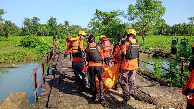 Tenggelam Sejak Dua Hari Lalu, Penjaga Pintu Air Sungai di Pangkep Ditemukan Sudah Almarhum