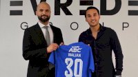 Ezra Walian Resmi Gabung Persib Bandung