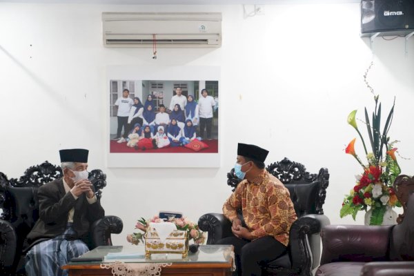 Hari Pertama Emban Amanah Plt Gubernur, Sudirman Sulaiman Sowan ke Ulama