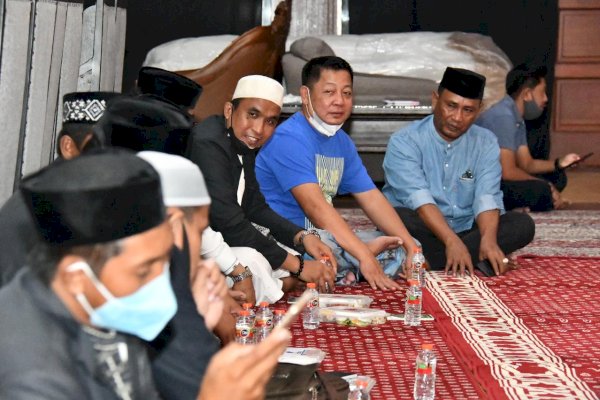 Tak Ada Pesta, Ultah Rusdi Masse Diisi dengan Pengajian
