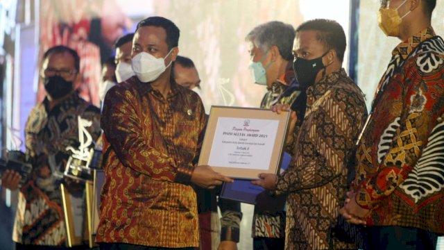 Raih Dua Penghargaan Pinisi Sultan, Bantaeng Jadi Daerah Ramah Investasi di Masa Pandemi Covid-19