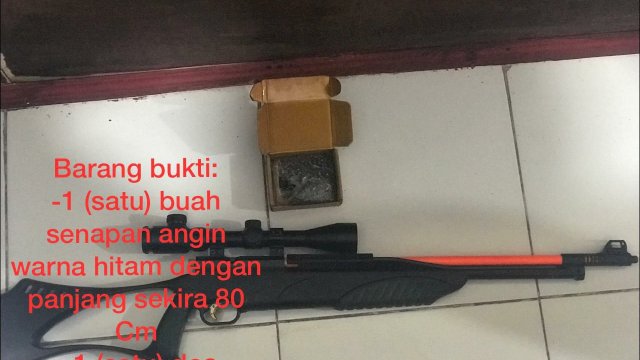 Barang bukti kasus penembakan bocah delapan tahun di Makassar. 