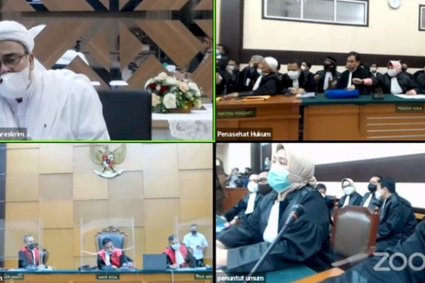 Sidang Perdana, Habib Rizieq Berdebat dan Tinggalkan Ruangan 