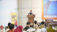 Talkshow UU Cipta Kerja, Plt Gubernur Sulsel Ajak Pengusaha Bersinergi