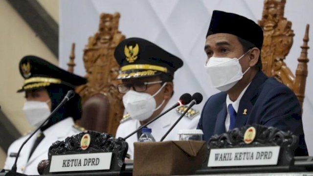 Sajak Makassar dari Ketua DPRD Rudianto saat Danny-Fatma Resmi Dilantik