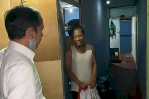 VIDEO Presiden Jokowi Kebelet Pipis dan Numpang ke Toilet Warga