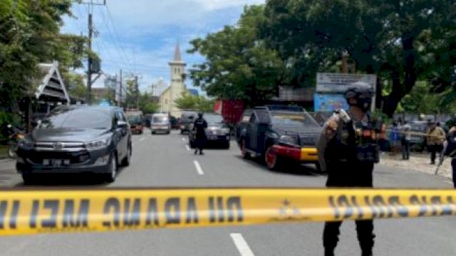 Densus 88 Tangkap Otak Pembuat Bom Depan Gereja Katedral Makassar