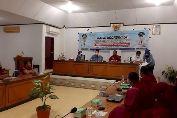 Hadiri Rakor Kepala Desa, Bupati Pangkep Yusran Bicara Program Hidup Sehat