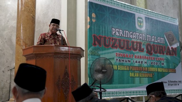 Bupati Luwu Basmin Mattayang Ajak Warga Memasyarakatkan Alquran