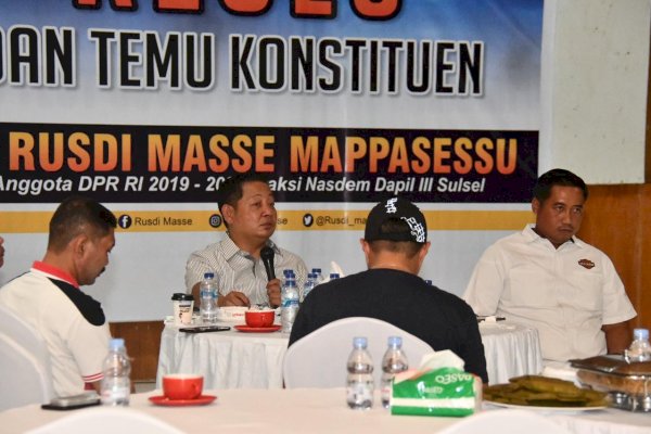 Reses di Sidrap, Rusdi Masse Minta Warga Jaga Kondusifitas dan Terapkan Protkes  di Bulan Ramadhan