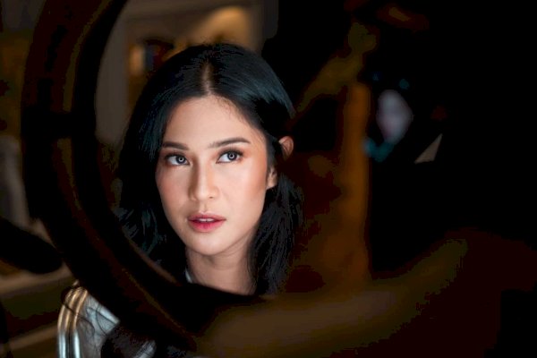 Berduka, Dian Sastro: Selamat Jalan Papa…