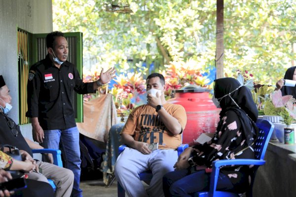 Bupati Yusran dan Istri Sambangi Rumah Duka Korban Tenggelam