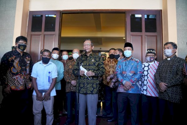 Di Gereja Katedral Makassar, Mahfud MD: Teroris Itu Musuh Semua Agama