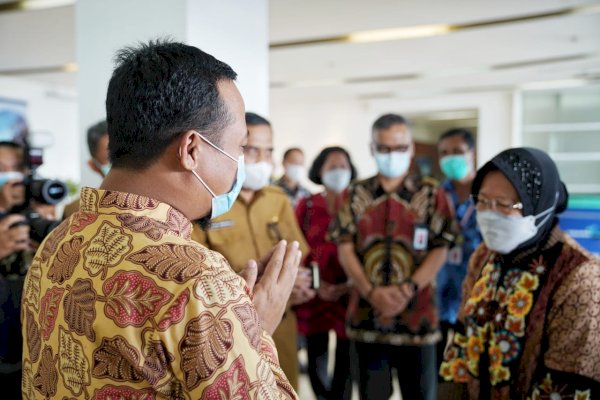 Plt Gubernur Sudirman Sulaiman Dampingi Mensos Kunjungi Korban Bom Gereja Katedral 