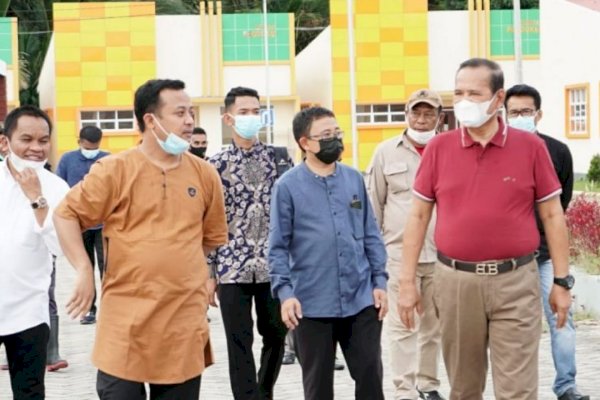 Plt Gubernur Sulsel Kunker ke Luwu, Puji Sentra IKM Barambing