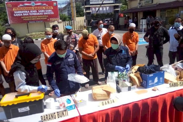 Awal Ramadan, Polrestabes Makassar Musnahkan Sabu Seberat 3 Kg