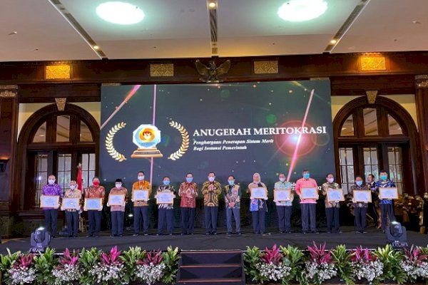 Berhasil Penerapan Sistem Merit, Pemkab Pangkep Dapat Penghargaan KASN