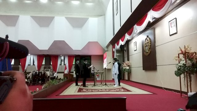 Pelantikan Budiman Hakim sebagai Bupati Luwu Timur di Ruang Pola Kantor Gubernur Sulsel, Senin (5/4/2021). 