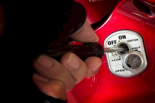 Pengangguran dan Butuh Uang Panaik, Pemuda di Makassar Nekat Curi Motor