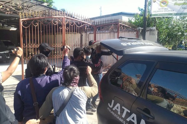 Polisi Tangkap Provokator Dibalik Demo Suporter PSM Makassar, Bawa Miras dalam Tas