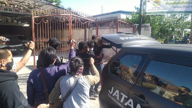 Polisi Tangkap Provokator Dibalik Demo Suporter PSM Makassar, Bawa Miras dalam Tas