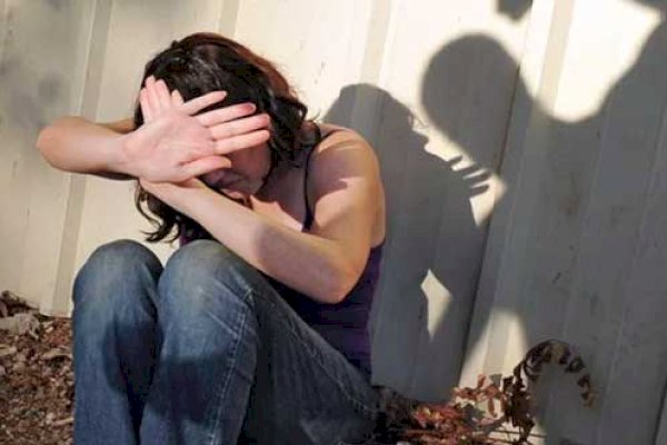 Kekerasan Terhadap ART di Surabaya, Disetrika Majikan dan Dipaksa Makan Kotoran Kucing