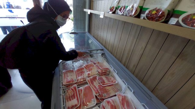 Bantu Masyarakat, Meat Shop Pasar Mitra Tani Penuhi Kebutuhan Daging Sapi