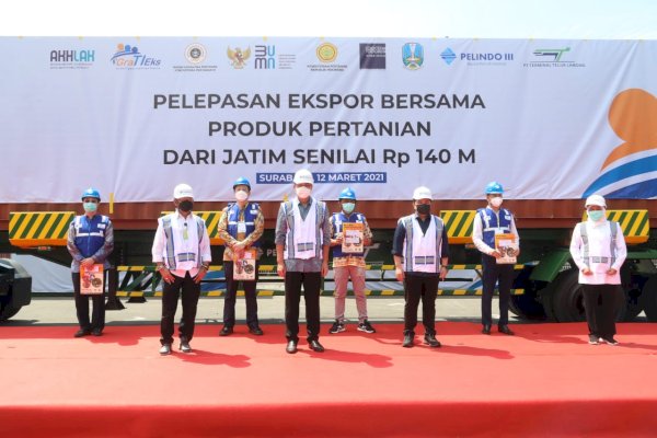 Mentan, Mendag dan Menteri BUMN Lepas Ekspor Produk Pertanian Jatim Senilai Rp140 Miliar