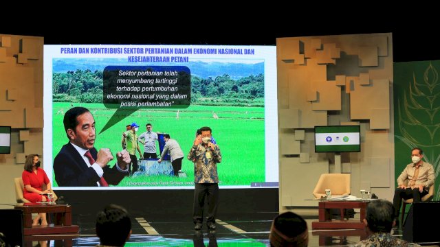 Mentan SYL saat menjadi pembicara di Indonesia Food Summit, Selasa (25/5/2021). Menko Airlangga memuji pertanian Indonesia yang mampu berkontribusi dalam pemulihan ekonomi nasional. 