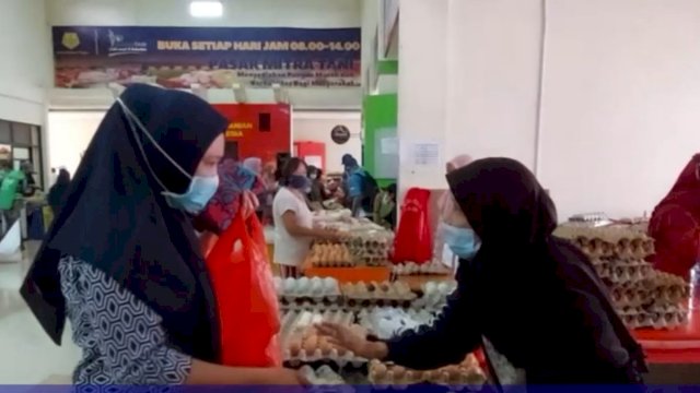 Manjakan Masyarakat Jelang Idulfitri, Pasar Mitra Tani Kementan Gencar Gelar Pangan Murah