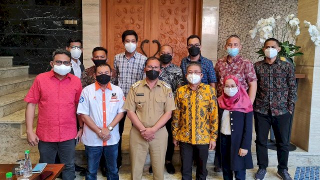 Tim Hukum Makassar Recover Sambangi Walikota Danny, Bahas Temuan Ini
