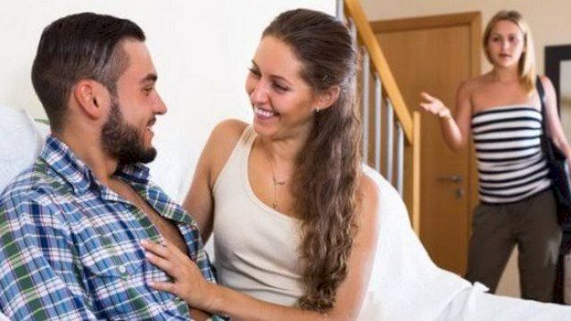 Istri Cari Kerja di Luar Kota, Suami Asyik Berzina dengan Janda, Begini Endingnya