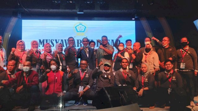 Rudianto Lallo Jabat Ketua Ikatan Kerukunan Alumni SMU Negeri 6 Makassar