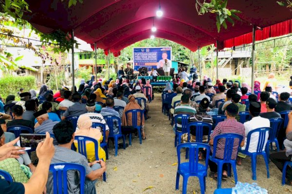 Temui Konstituen di Pangkep, Legislator Sulsel Irwan Tekankan Pentingnya Wajib Pendidikan Menengah