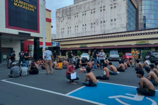Instruksi Kapolri, Polrestabes Makassar Amankan Ratusan Preman