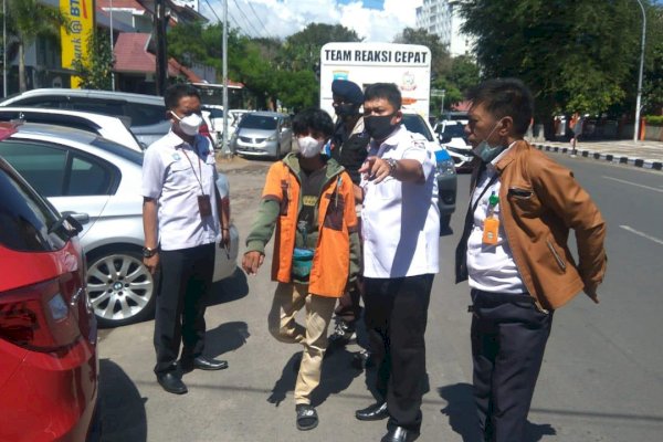 Tim Reaksi Cepat Perumda Parkir Makassar Tindak Jukir Nakal