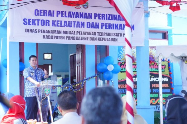 Bupati Pangkep MYL Resmikan Gerai Perijinan Kelautan dan Perikanan