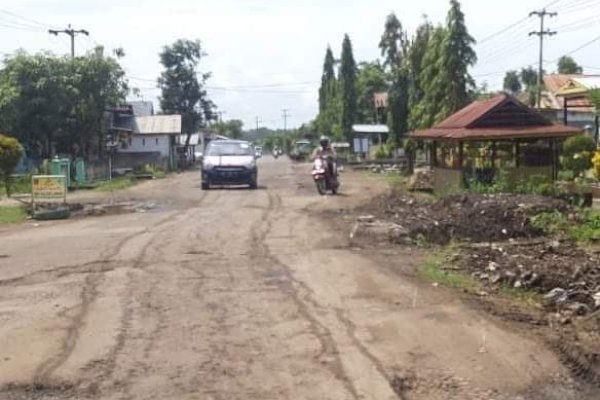 Perbaikan Ruas Jalan Cabenge Soppeng Mulai Dikerjakan, Anggarannya Rp15 Miliar