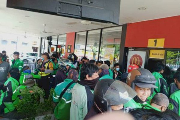 Pemkot Makassar Geram BTS Meal McD Picu Kerumunan, Kasatpol PP: Kita Siapkan Sanksi!