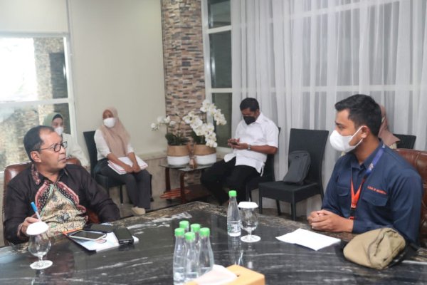 Walikota Danny Komitmen Pertahankan 1.000 Bank Sampah