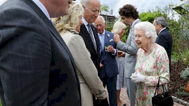 Joe Biden bertemu Ratu Elizabeth II