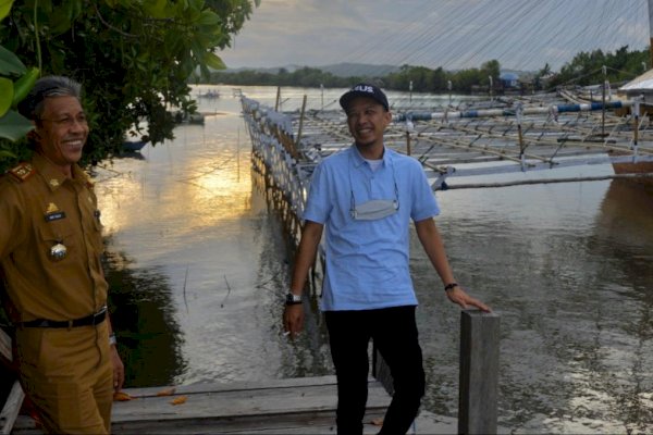 Legislator NasDem Sulsel Mizar Roem Kunjungi Proyek Tambatan Perahu di Sinjai