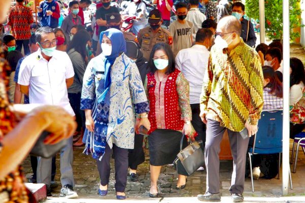 Wawali Fatma Tinjau Vaksinasi di PGIW, Legislator NasDem Mario: Bentuk Sinergi Sukseskan Makassar Recover