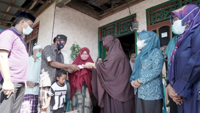 Ketua TP PKK Luwu Kunjungi Korban Kebakaran di Cimpu