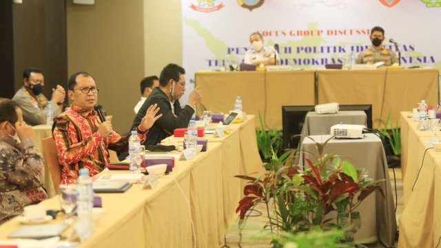 Jadi Pembicara di FGD Lemhanas, Danny Kenang Kemenangan Kotak Kosong